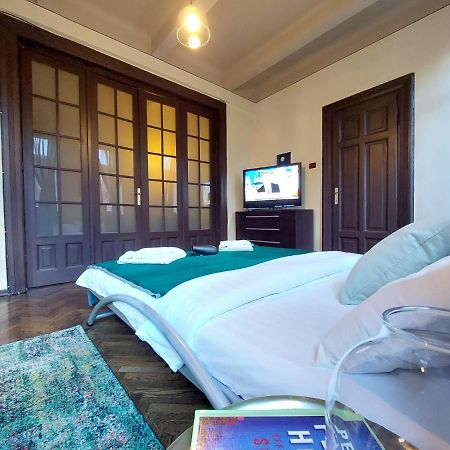 Sweet Dreams Suites Piata Romana Bucureşti Ngoại thất bức ảnh