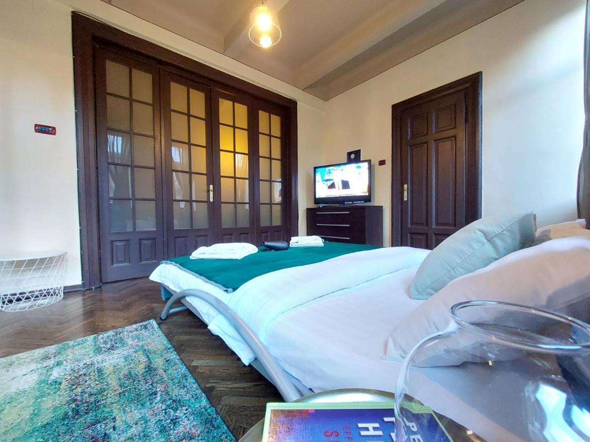 Sweet Dreams Suites Piata Romana Bucureşti Ngoại thất bức ảnh